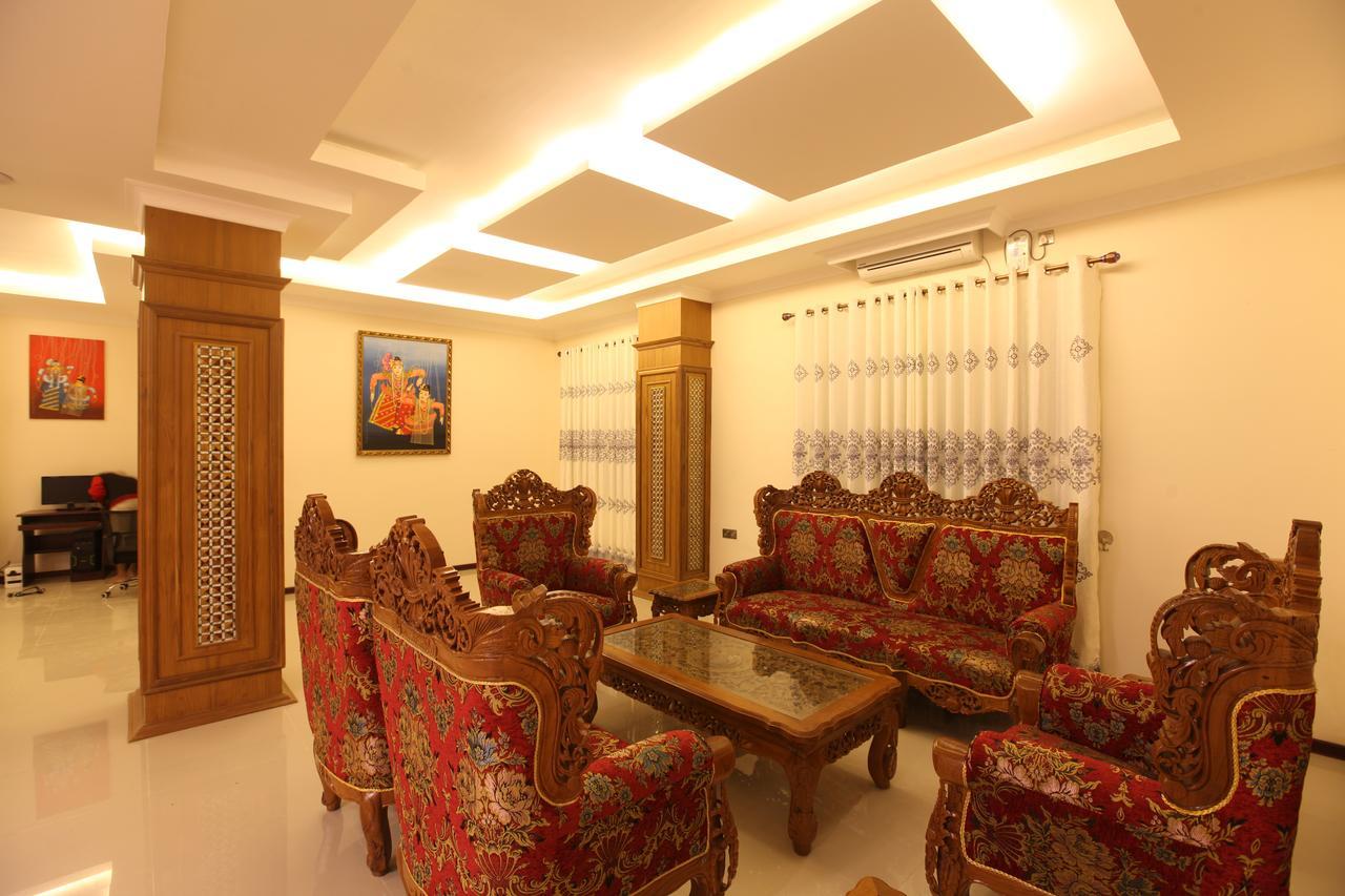 The Hotel Emperor-Inle Nyaung Shwe Exterior photo