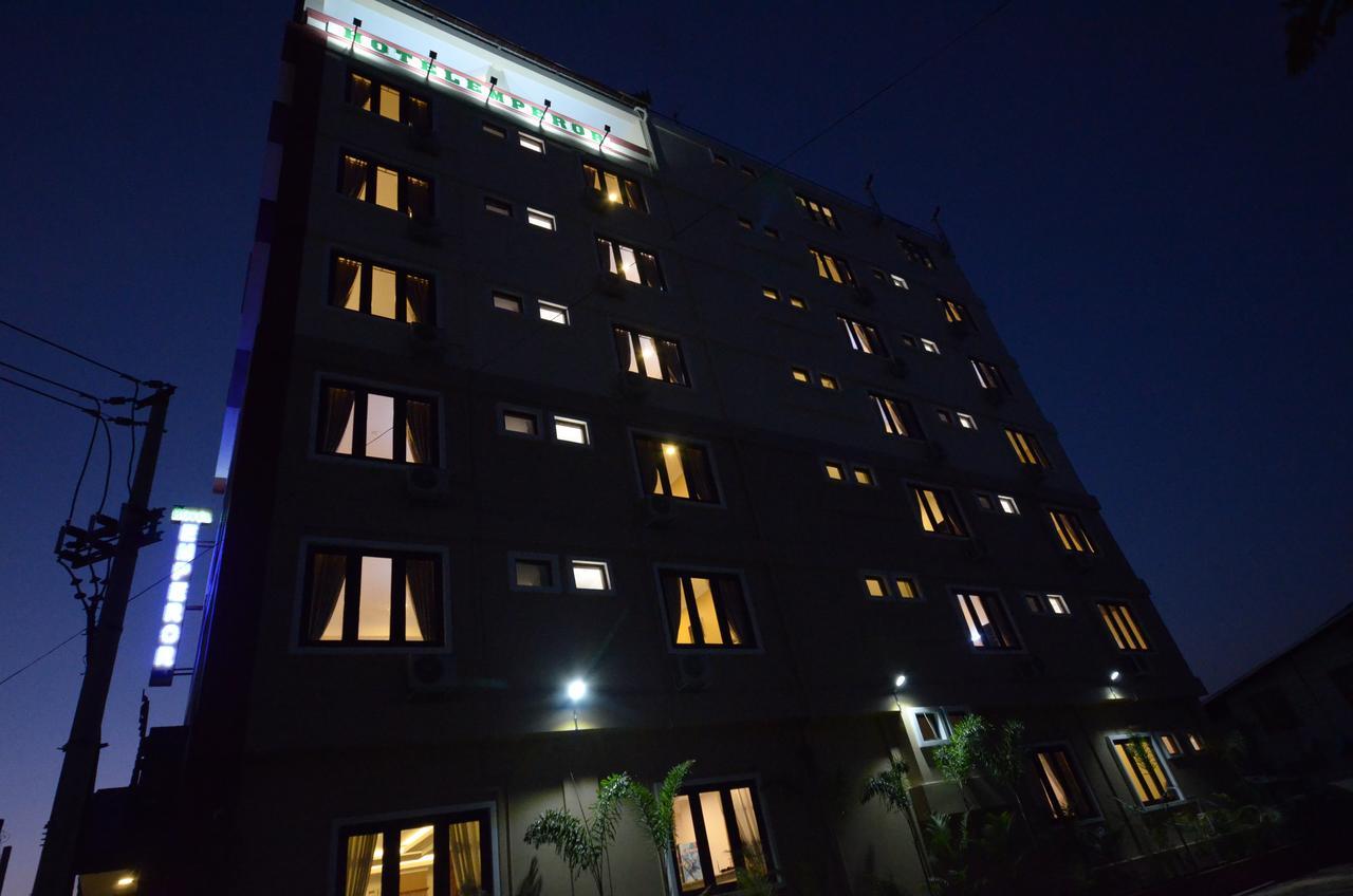 The Hotel Emperor-Inle Nyaung Shwe Exterior photo